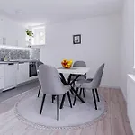 Apartament Mona Visoko