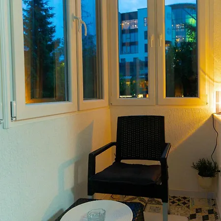 Apartament Mona *