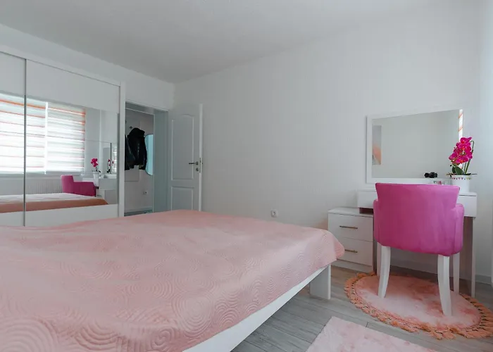 アパート Mona ヴィソコ